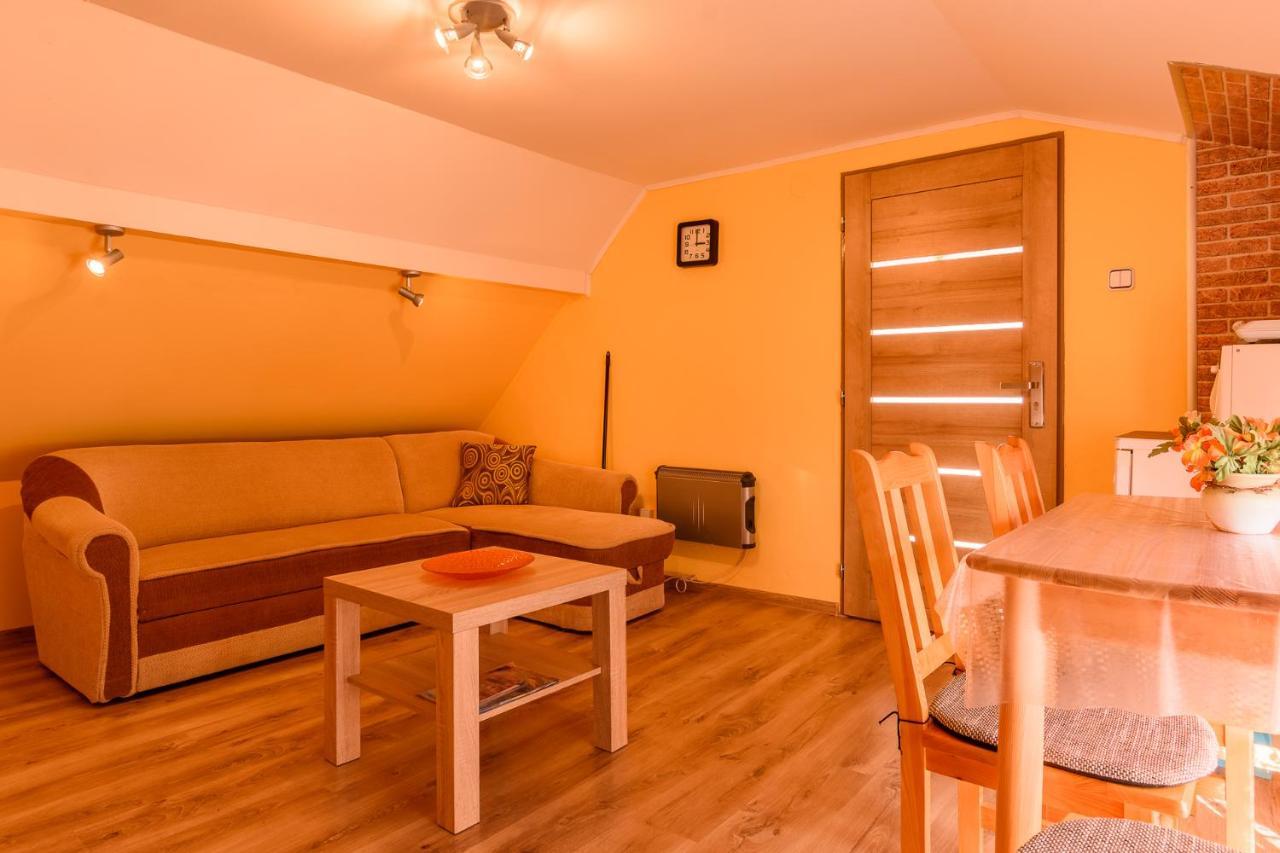 Chatka Elegant Bešeňová Exteriér fotografie